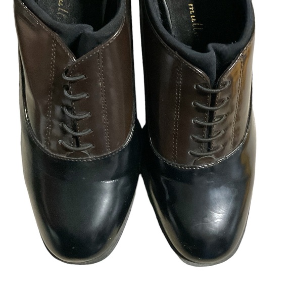 Ann Marino Black and Brown Oxford Heels - Picture 5 of 6